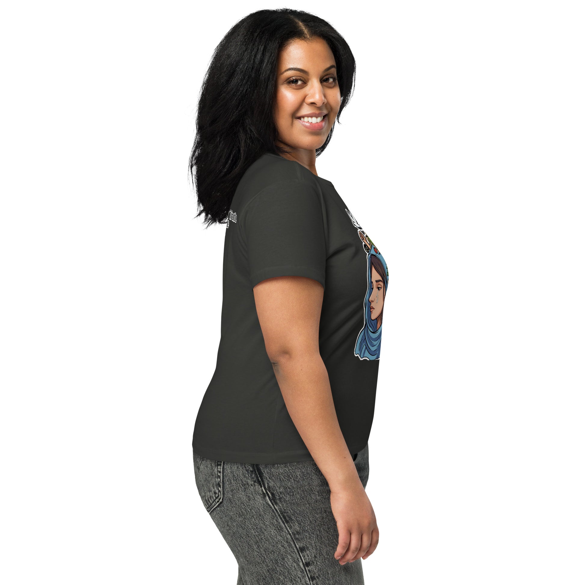 Women’s high-waisted t-shirt by Sweet Agitator